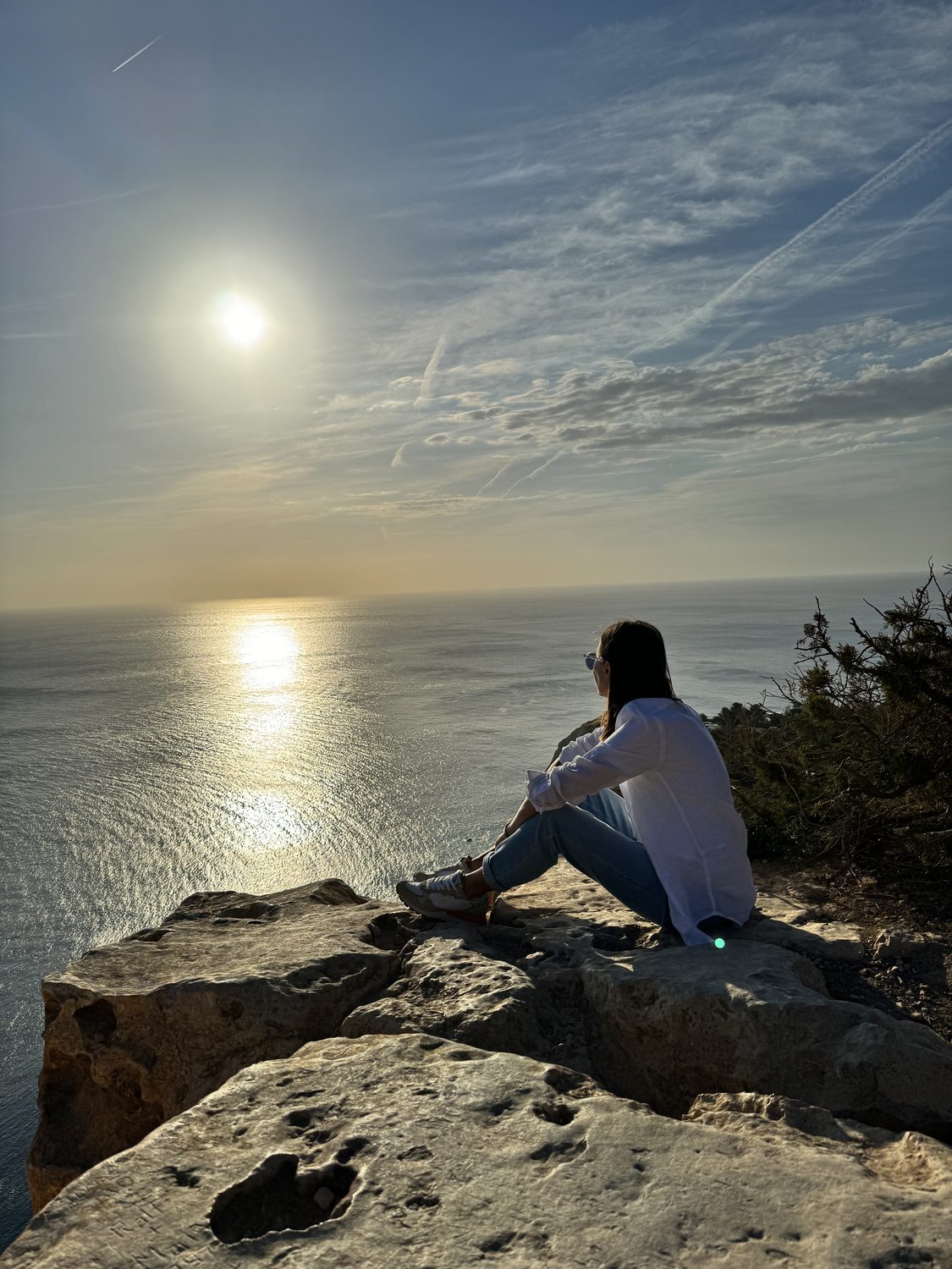 Blick auf Es Vedra und das Meer vor Ibiza